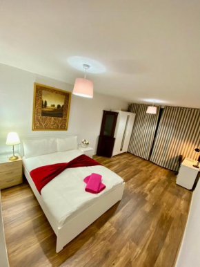 Central London 3 Bedroom flat, Oxford Circus, W1W